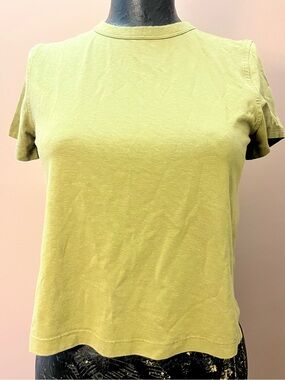 Lululemon Classic-Fit Cotton-Blend T-Shirt
Bronze Green Lightweight Tee Size 2